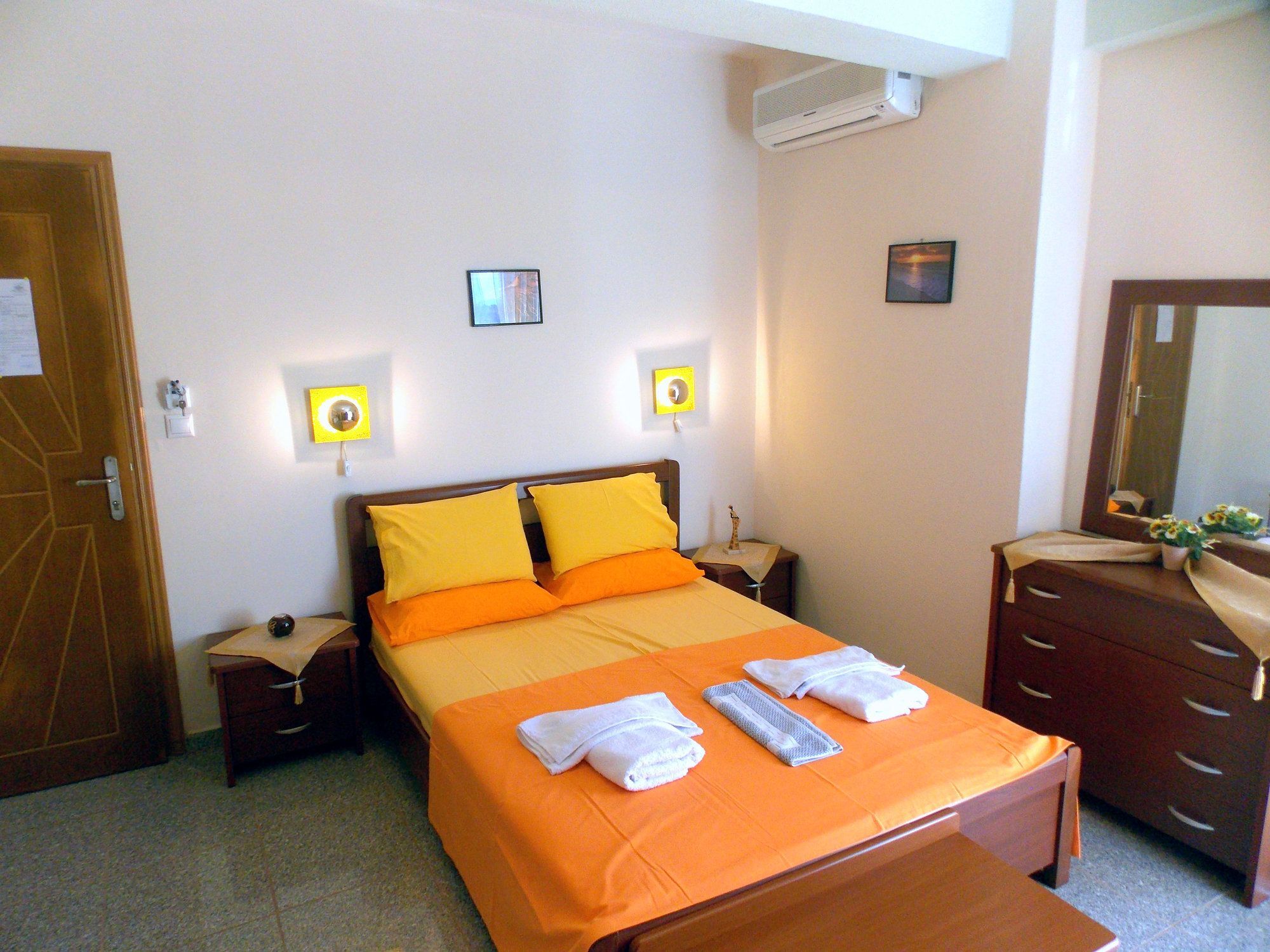 Nikos Apartments Sithonia Bagian luar foto