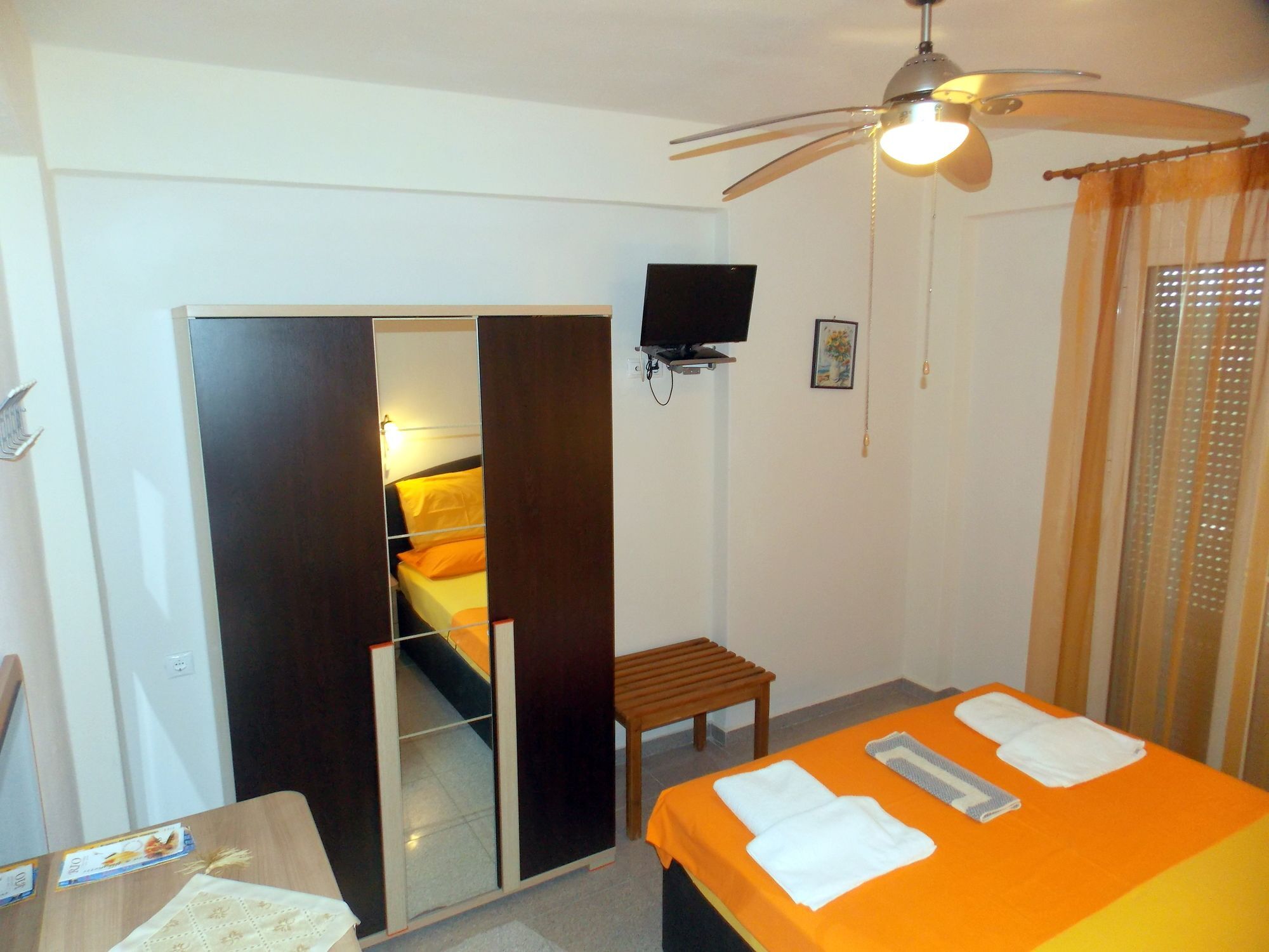 Nikos Apartments Sithonia Bagian luar foto