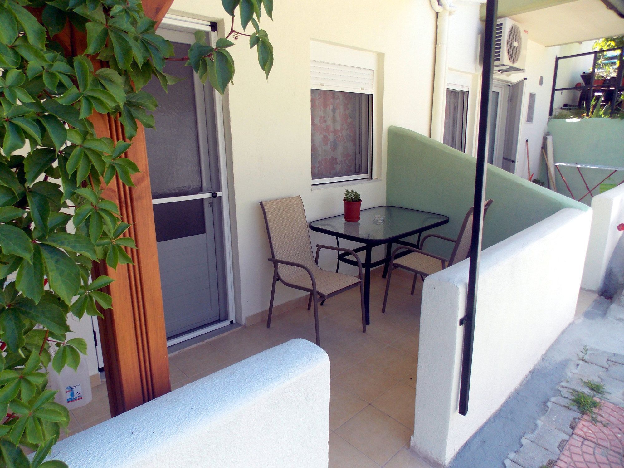 Nikos Apartments Sithonia Bagian luar foto