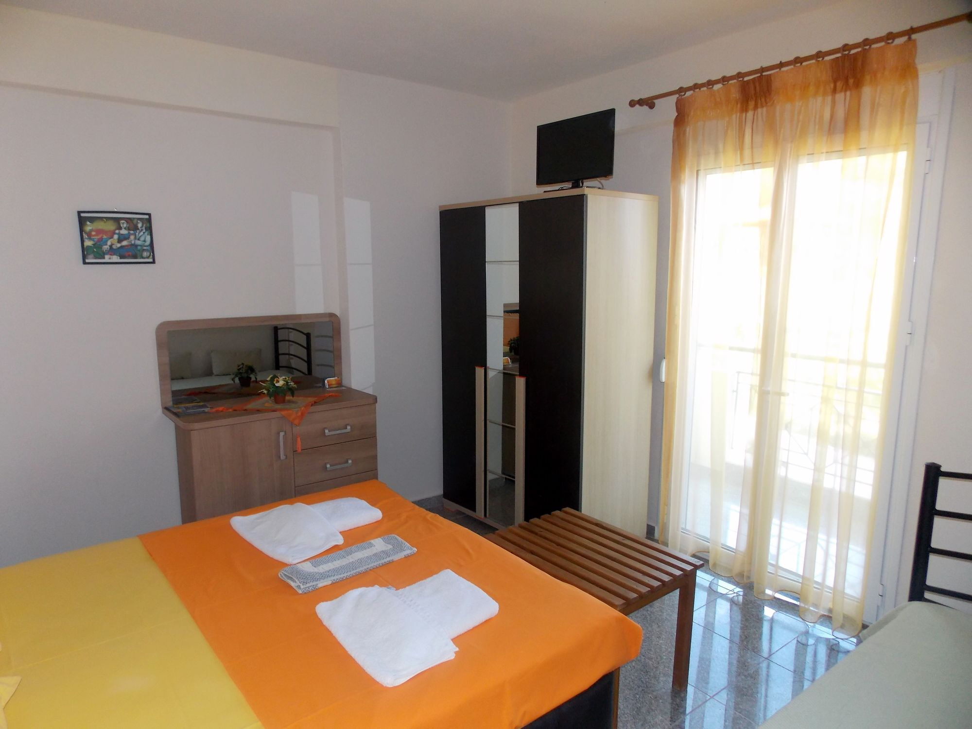 Nikos Apartments Sithonia Bagian luar foto