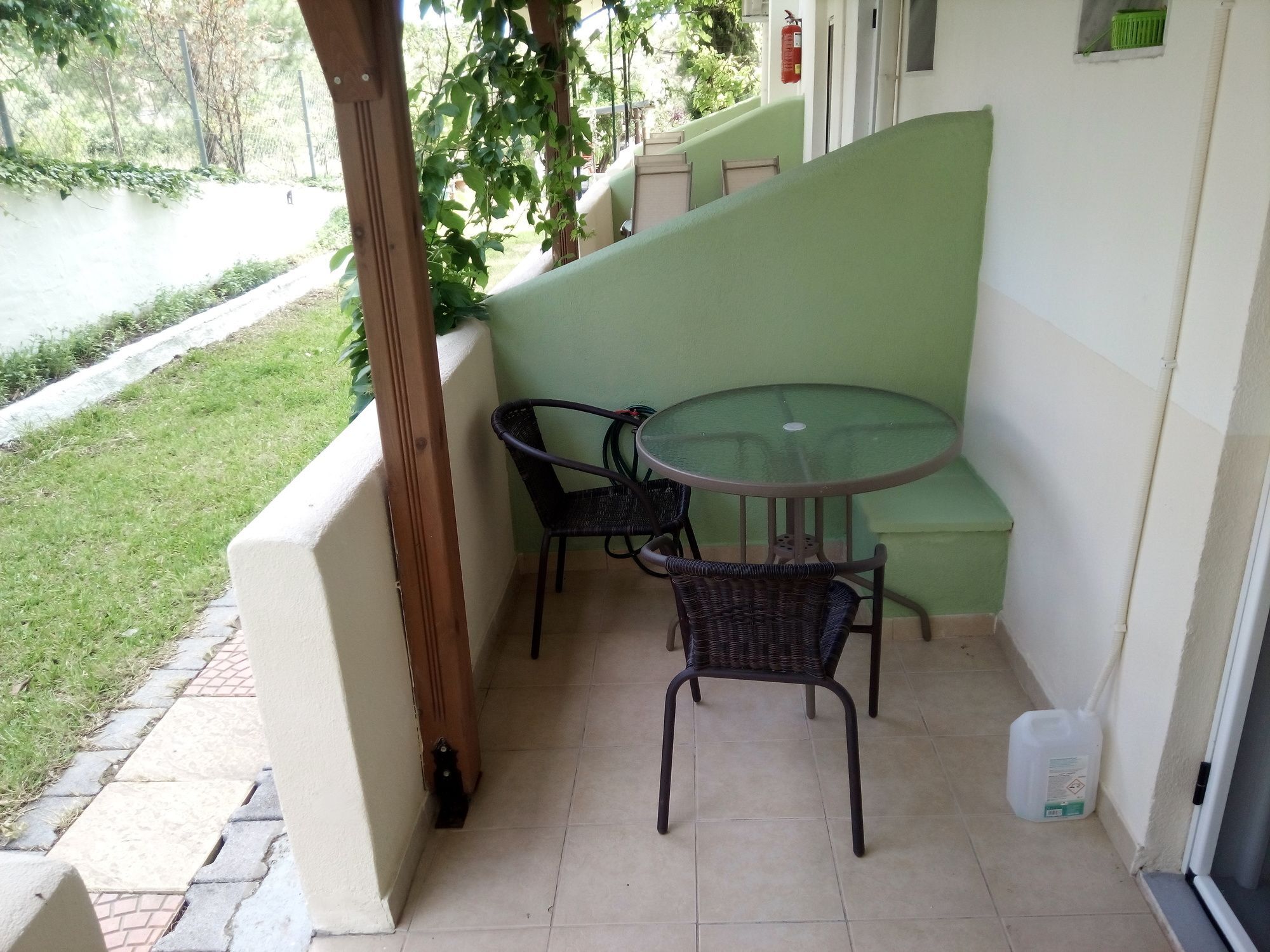Nikos Apartments Sithonia Bagian luar foto